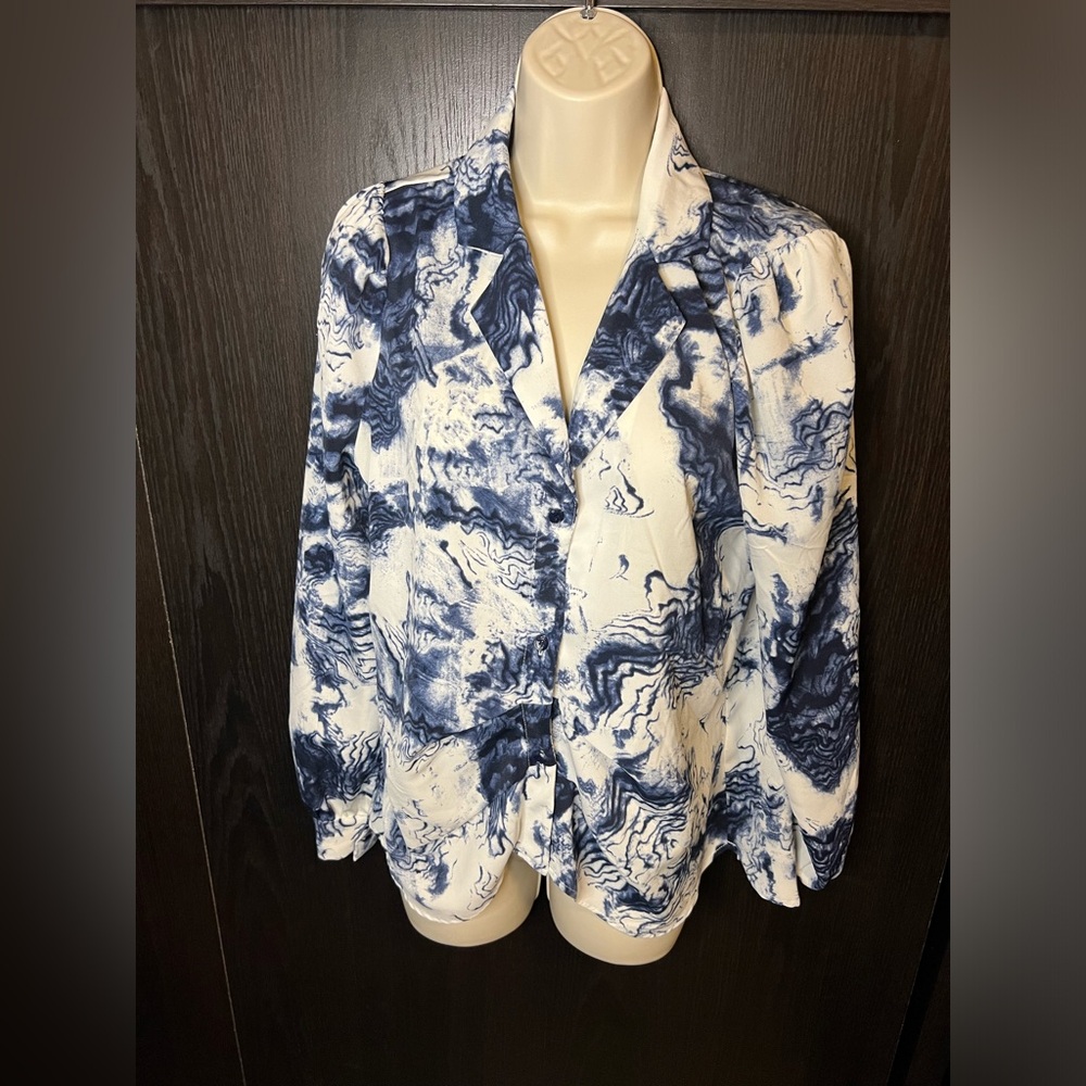 Patrizia Luca Milano Blue White Button Down